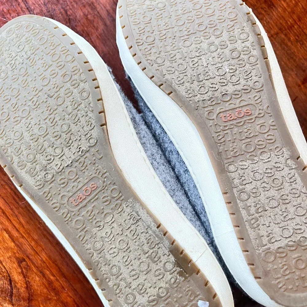 Taos Starburst Wool Sneakers- Size 9.5‎